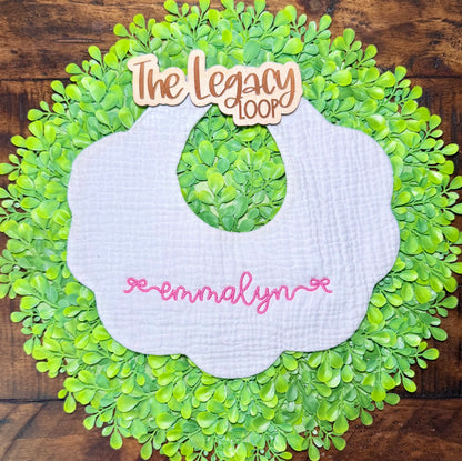 Scallop Bib & Burp Cloth Set